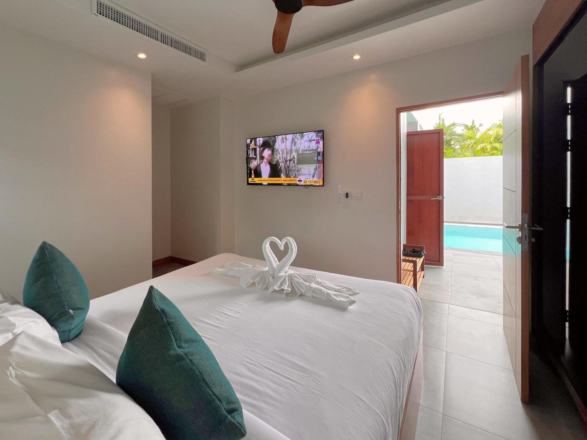 Bangtao Pool Villa - Prymaluna Пхукет Екстер'єр фото