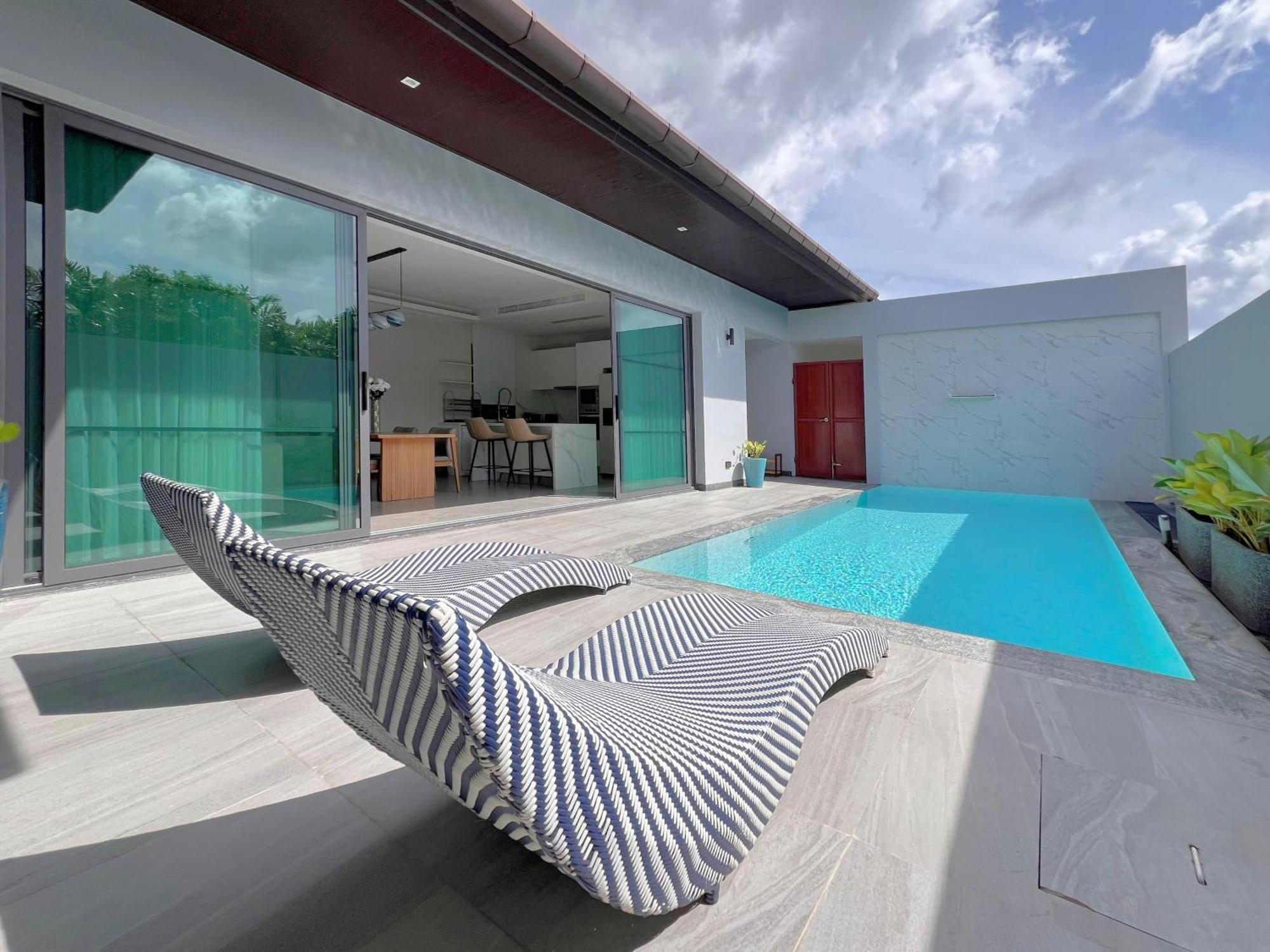 Bangtao Pool Villa - Prymaluna Пхукет Екстер'єр фото